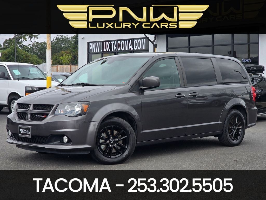 2019 Dodge Grand Caravan GT in Granite Crystal Metallic Clearcoat — front three-quarter view
